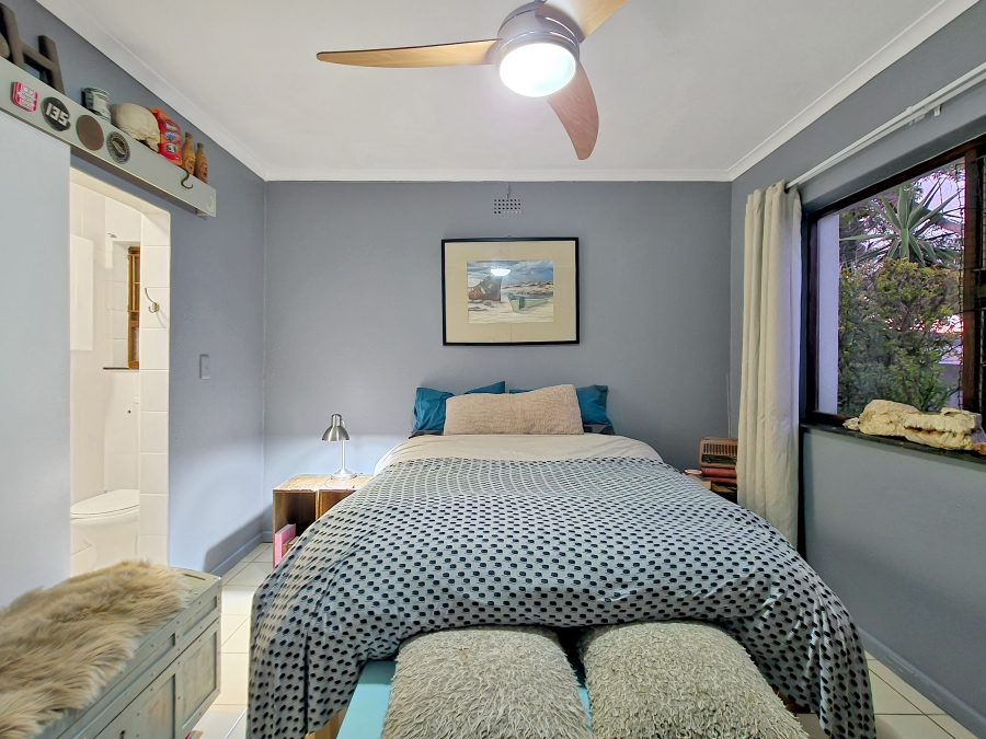 4 Bedroom Property for Sale in Sunridge Western Cape